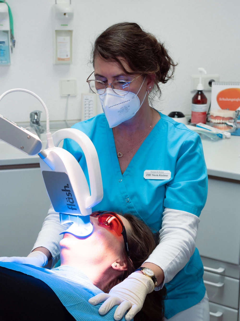 Zahnarzt Dr. Ralph Steffen Kirchner — db9553_baaaa38468654dc4b14043fc4101055e~mv2